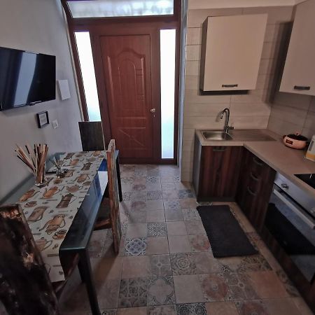 Whiteflower Apartments Bari Esterno foto