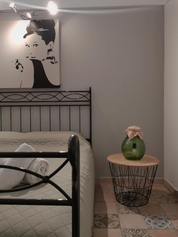 Whiteflower Apartments Bari Esterno foto